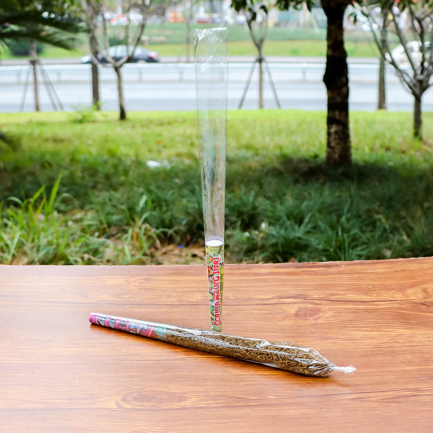 Gorilla Rolling Stars Super Size Transparent Pre Rolled Cones, Natural Rolling Cones, Slow Burning Pre Rolled Rolling Paper, 1 PCS