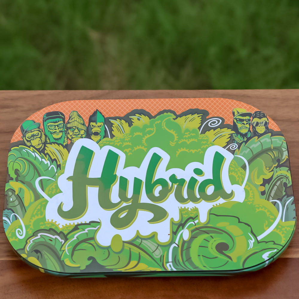 GORILLA ROLLING STARS Tinplate Rolling Tray with Magnetic Lid Cover, 180 x 140 mm Smooth Rounded Edge Rolling Tray, Portable Cigarette Rolling Tray