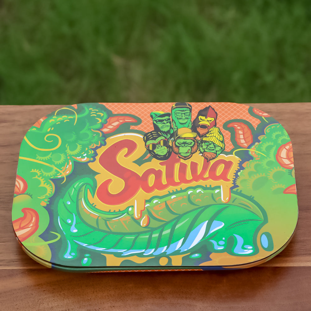 GORILLA ROLLING STARS Tinplate Rolling Tray with Magnetic Lid Cover, 180 x 140 mm Smooth Rounded Edge Rolling Tray, Portable Cigarette Rolling Tray